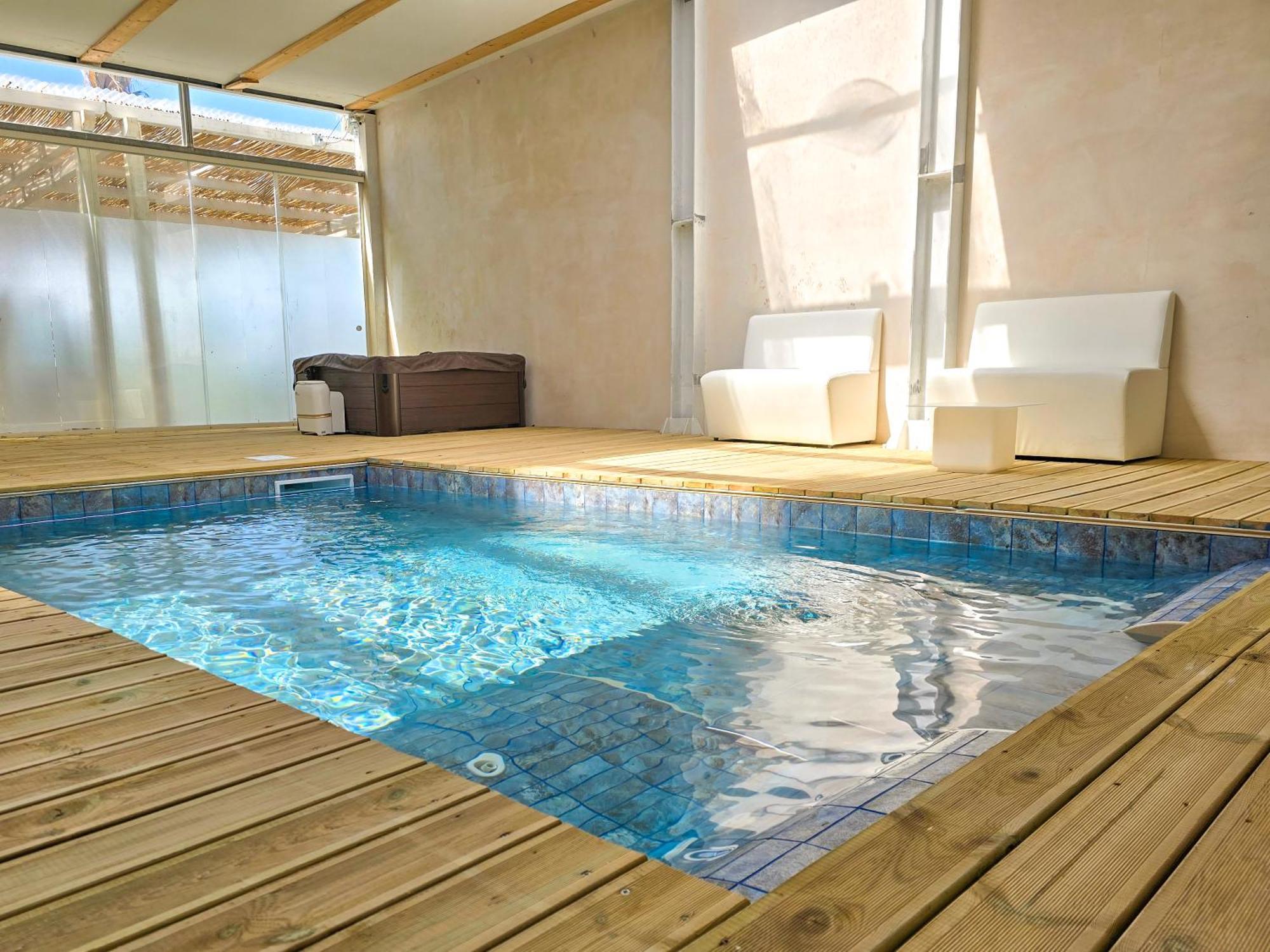 Hotel Artemide Mare Paestum Bagian luar foto
