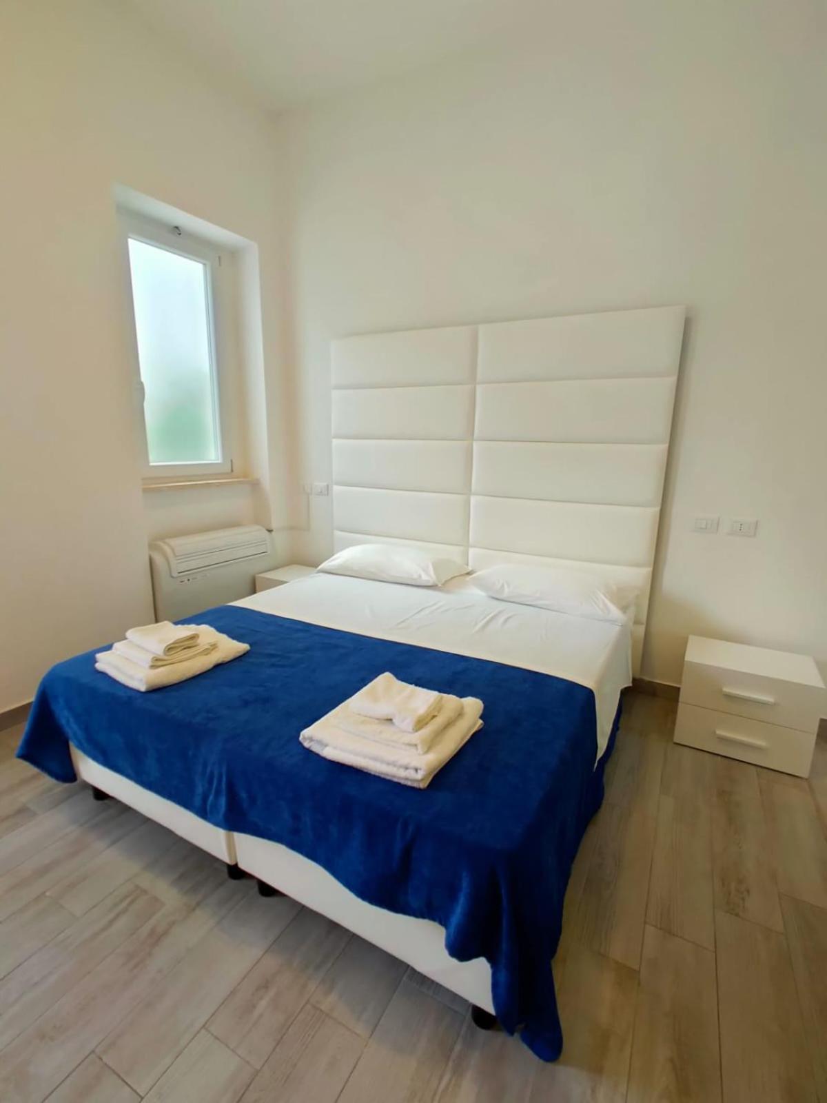 Hotel Artemide Mare Paestum Ruang foto